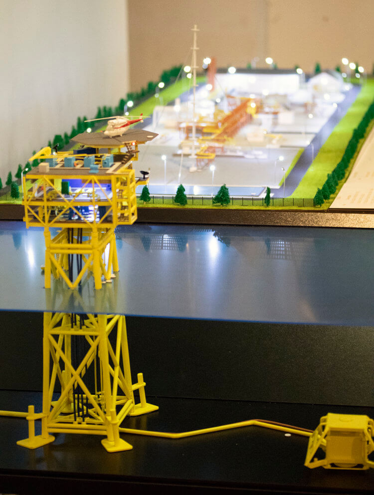 Industriemodell Erdgas Förderplattform
