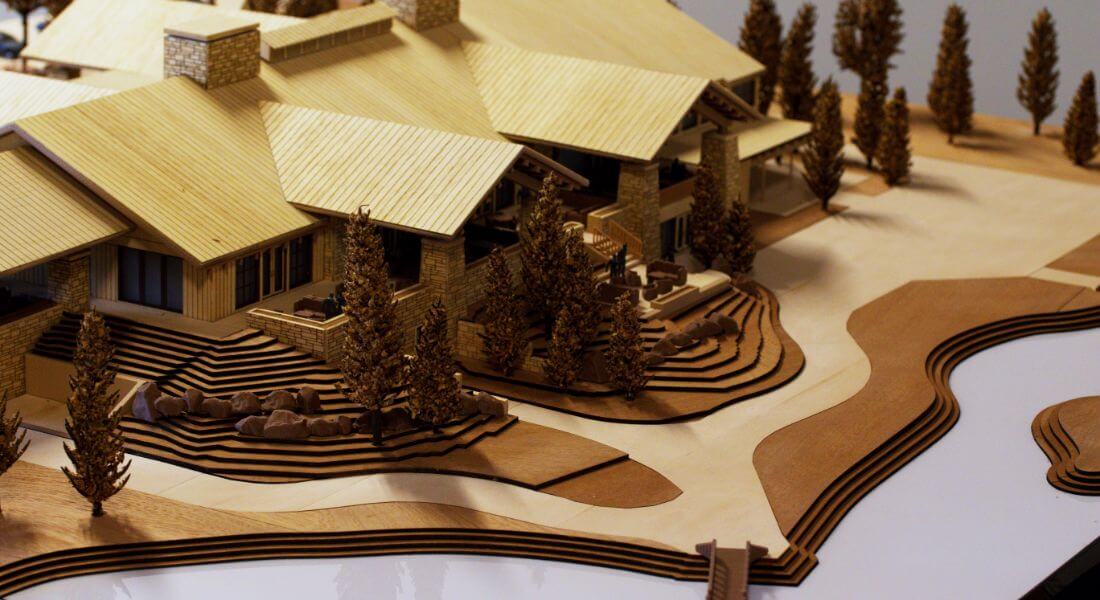 Haus aus Holz und Stein